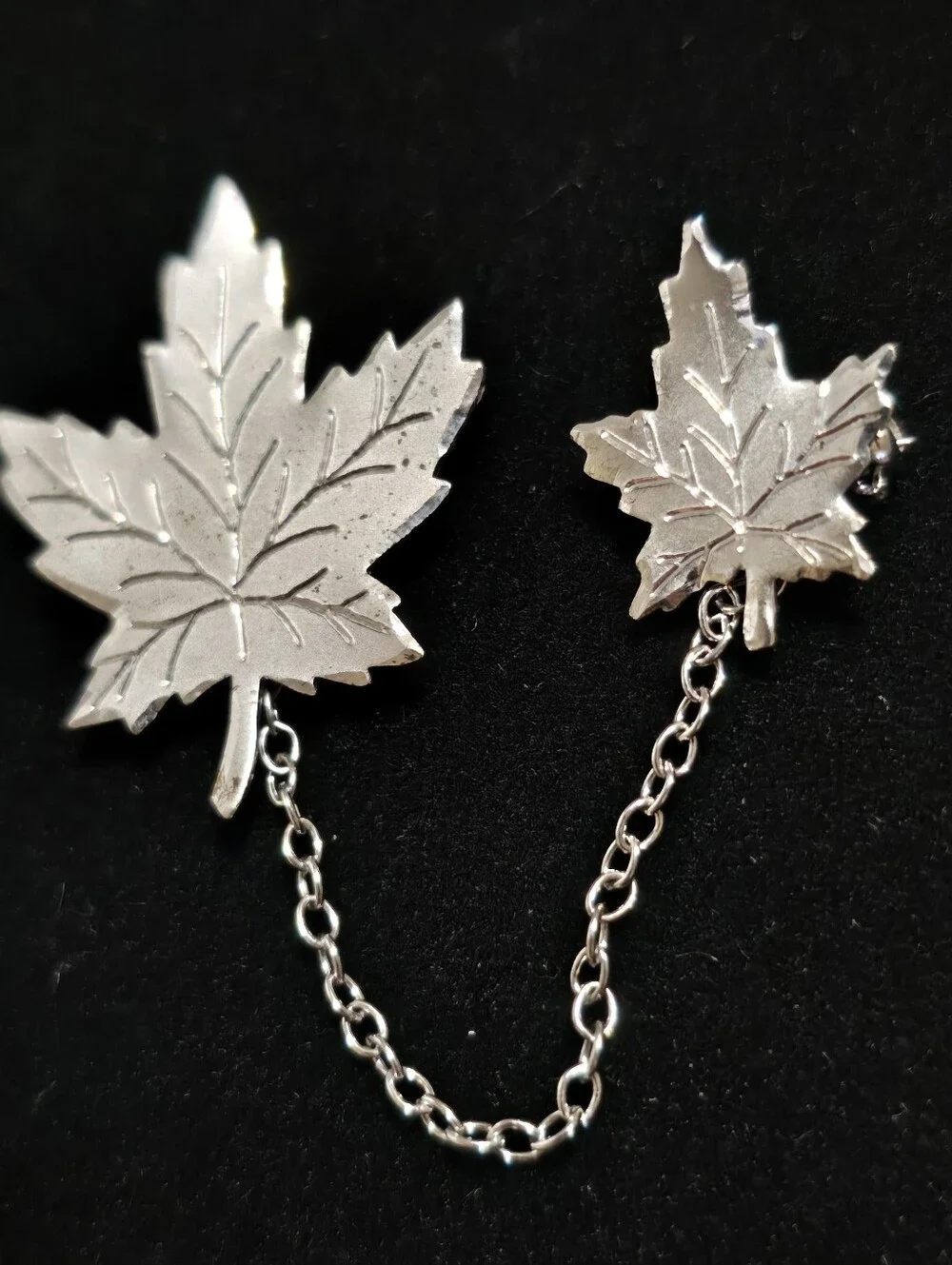 Sterling Silver Double Maple Leaf Linked Brooch  Pin 925